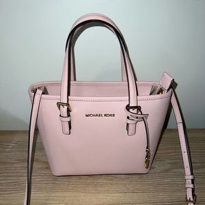 Michael Kors cross body